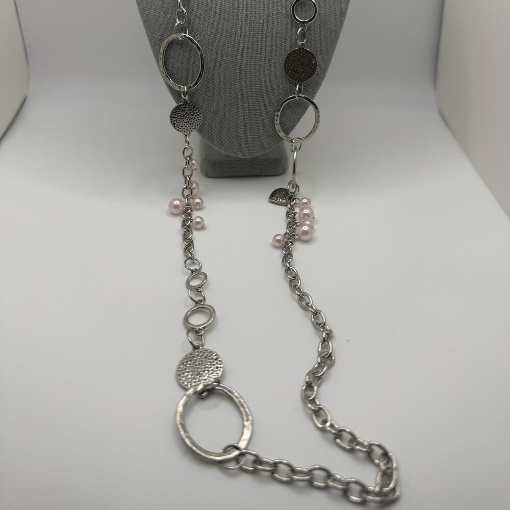 Silver Tone Necklace Faux Pink Pearl Heart Charm Long‎ 40” + 3” Extender - Picture 6 of 10